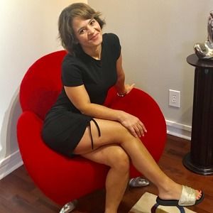 Meet your Posher, Danielle